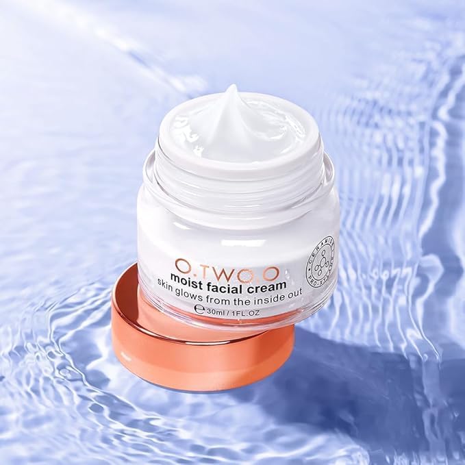 O.TWO.O Luxurious Moisturizing Face Base – Hydrating, Smooth Makeup Primer | UAE